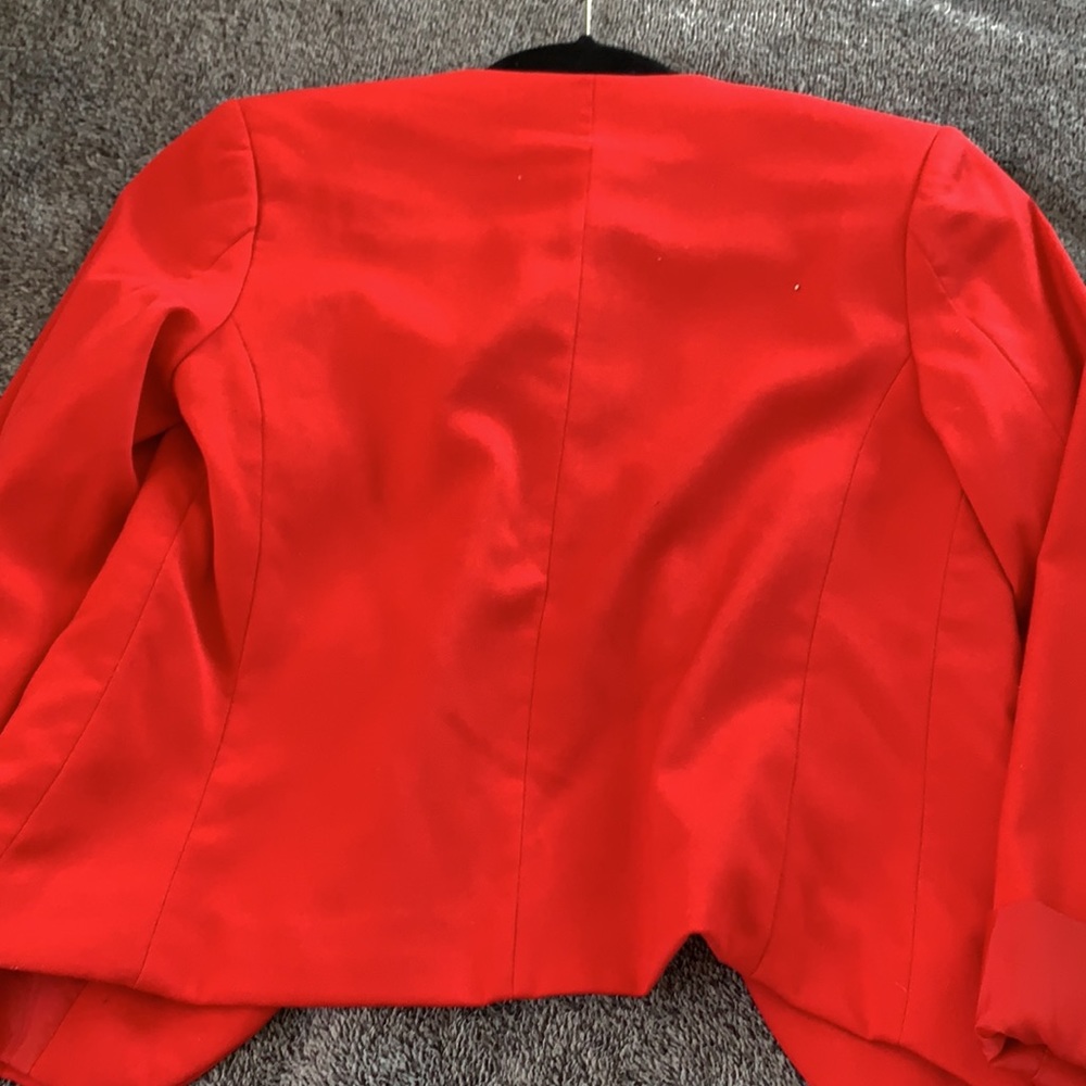 Red blazer - Picture 5 of 5